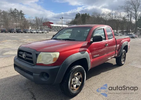 2005 Toyota Tacoma from USA, damaged, VIN 5TEUX42N75Z118034